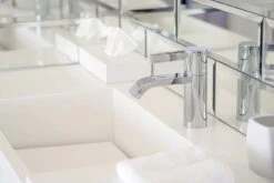 BiOHY Sanitärreiniger (480x1l Flasche) | Kalkzersetzendes Konzentrat Für Den Sanitärbereich | Badreiniger Mit Angenehme & Frischen Duft | EXTRA STARK -Reinigung Und Waschen 31f36eb6 f7fd 4817 88a4 c8163dd6b236